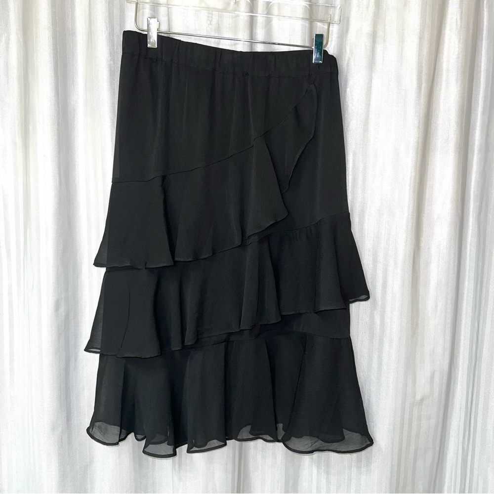 Banana Republic Tiered Ruffled Midi Skirt size Large Petite